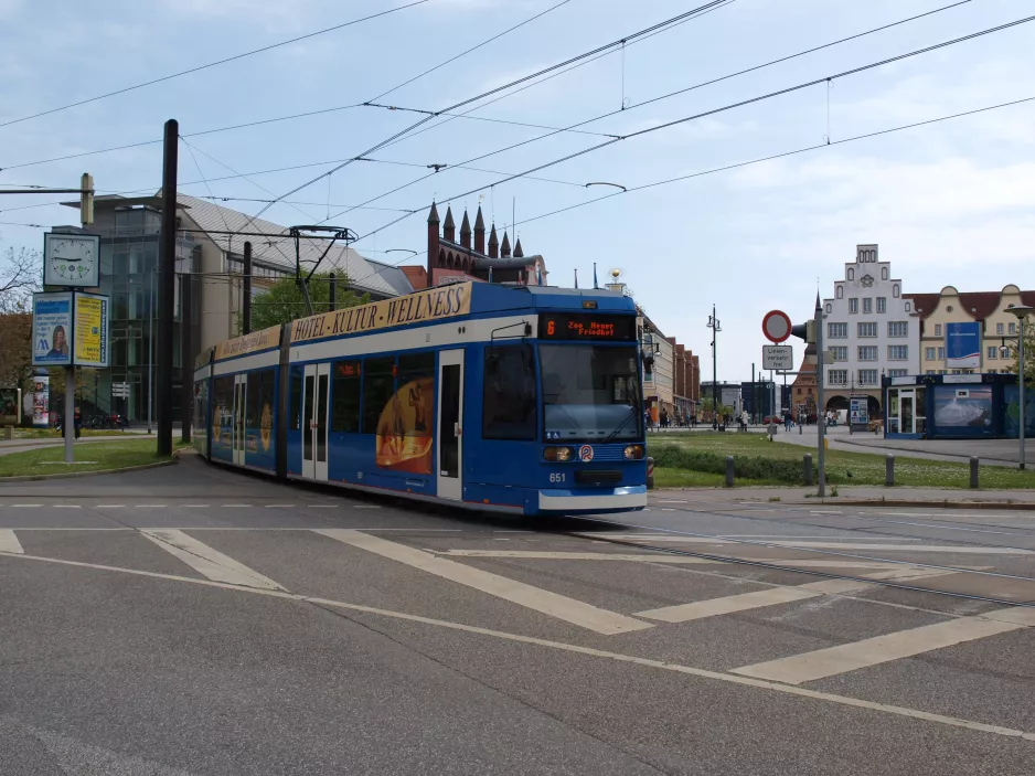 Rostock tram line 6 with low-floor articulated tram 651 on Neuer Markt (2010)