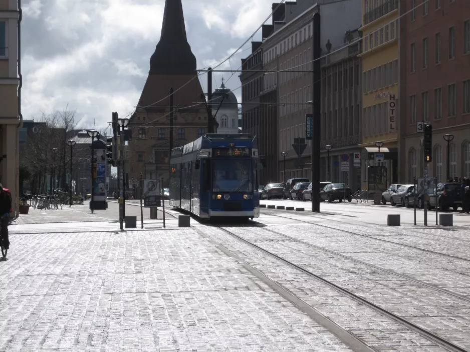 Rostock tram line 6 with low-floor articulated tram 663 near Steintor IHK (2015)