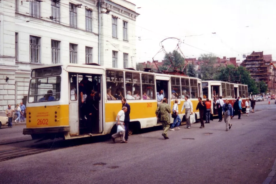 Saint Petersburg tram line 6 with railcar 2602 at Ul. Akademika Lebedeva (1992)