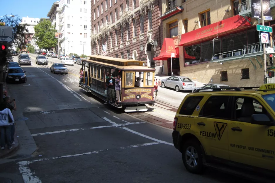 San Francisco cable car California with cable car 50 at California & Grant (2010)