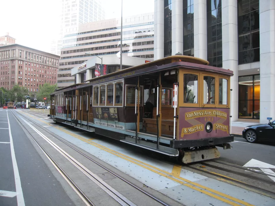 San Francisco cable car California with cable car 60 in the intersection California Street/Davis Street (2016)