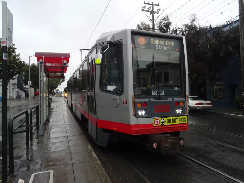 San Francisco tram line J Church with articulated tram 1509 at Church & 24th (2023)