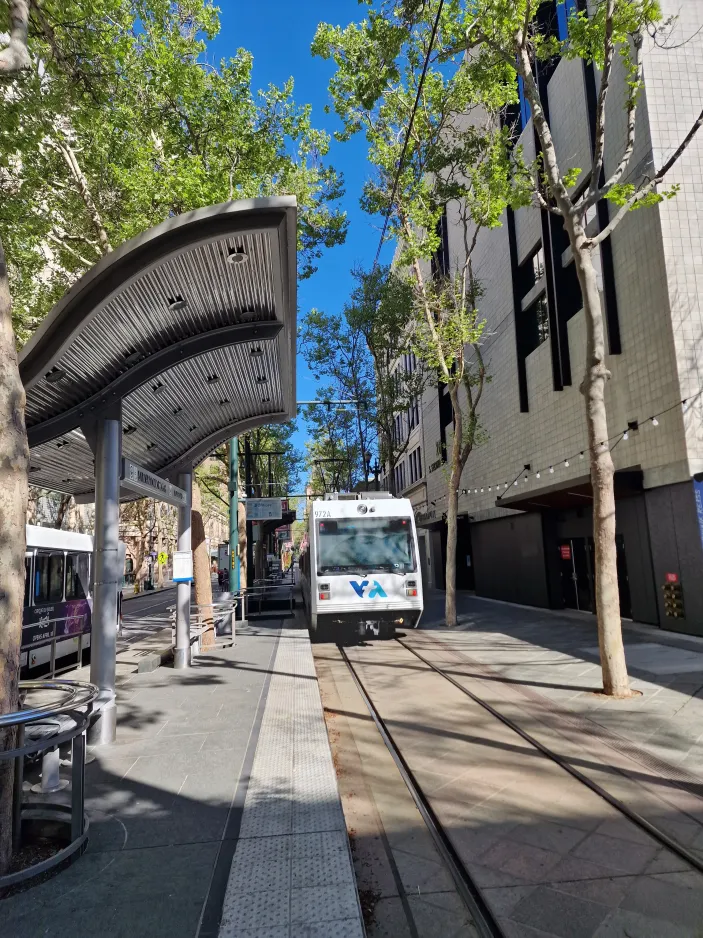 San Jose Blue Line (901) with low-floor articulated tram 972 at San Antonio (2024)