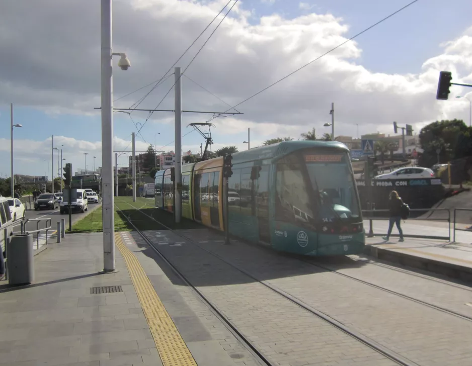 Santa Cruz de Tenerife tram line 1 with low-floor articulated tram 14 on Calle Radio Aficionados (2017)