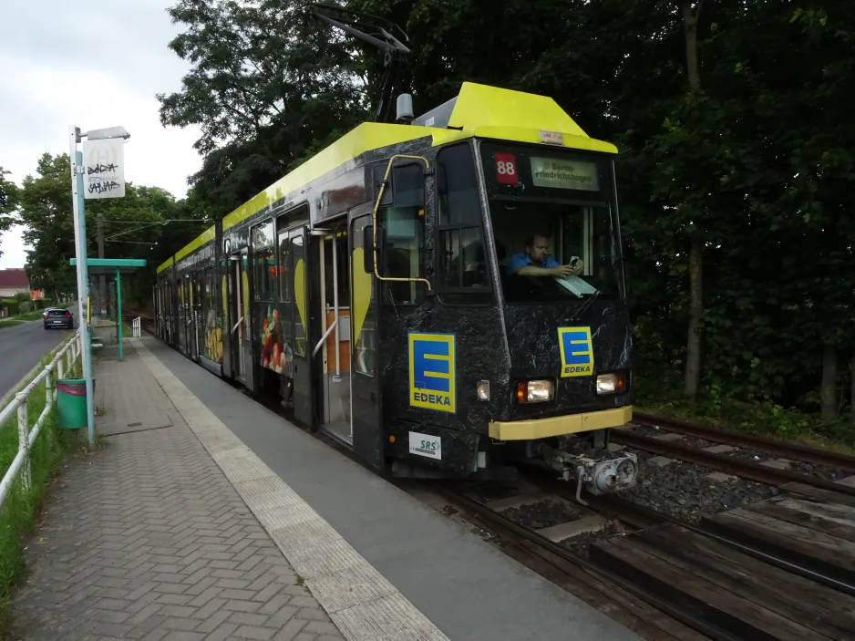 Schöneiche tram line 88 with articulated tram 27 at Alt Rüdersdorf (2024)