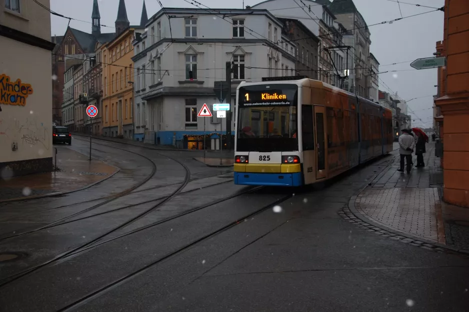 Schwerin tram line 1 with low-floor articulated tram 825 close by Marienplatz (2012)