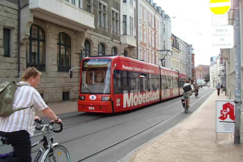 Schwerin tram line 2 with low-floor articulated tram 804 near Marienplatz (2010)