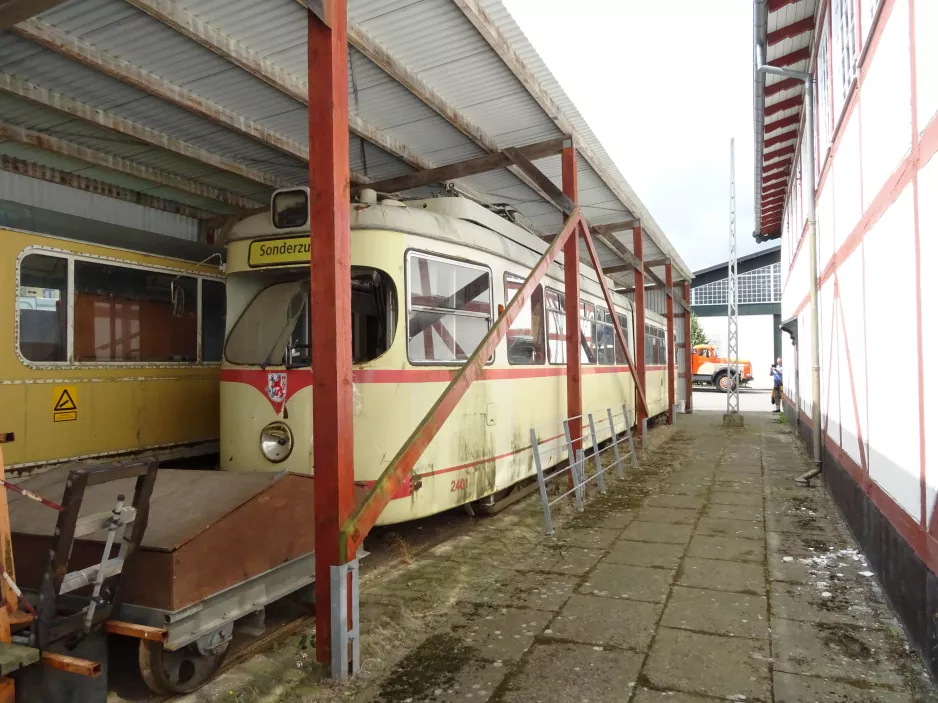 Skjoldenæsholm articulated tram 2401 at the depot Valby Gamle Remise (2021)