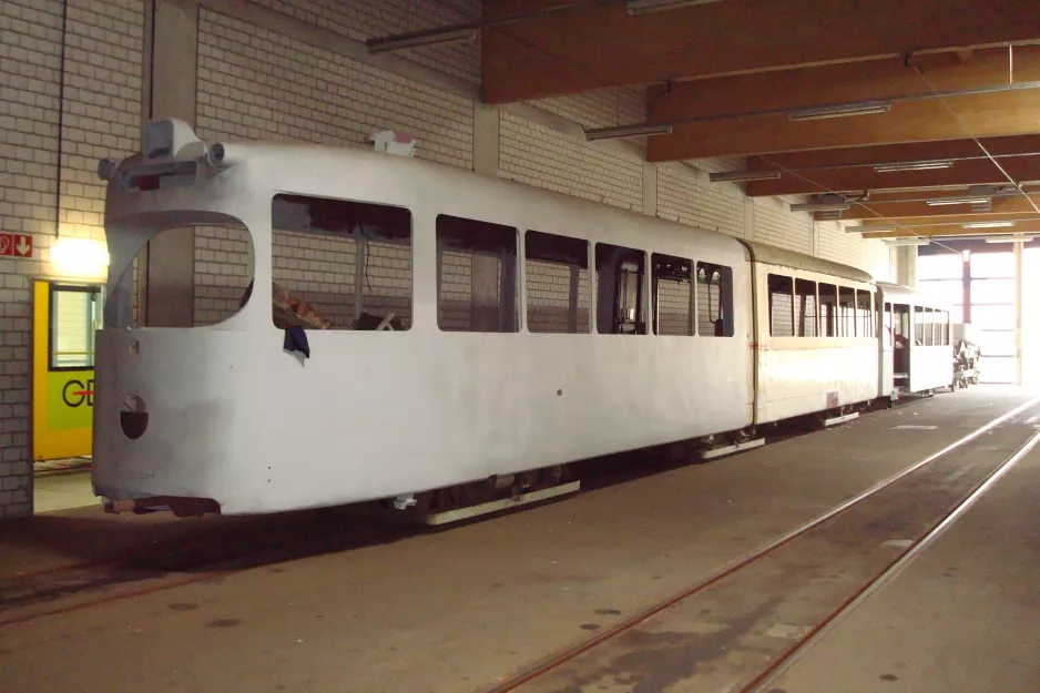 Skjoldenæsholm articulated tram 815 in Depot Zoitzbergstr. (2015)