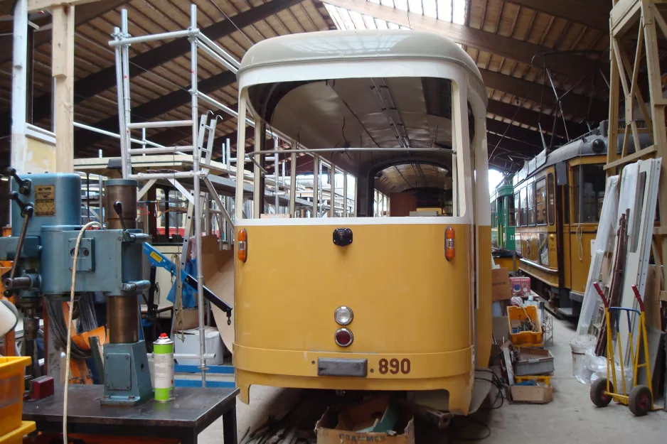 Skjoldenæsholm articulated tram 890 on The tram museum (2016)