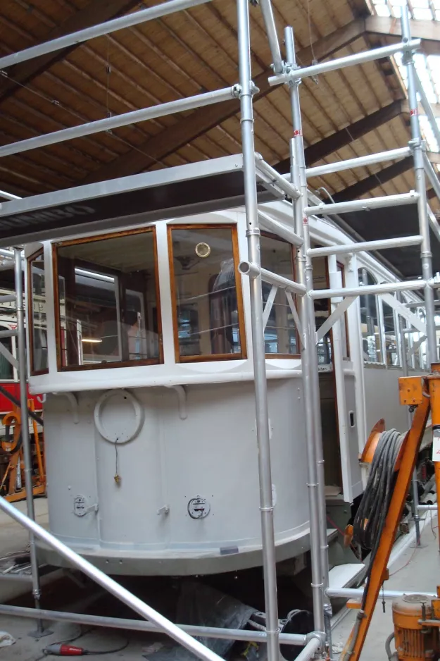 Skjoldenæsholm railcar 100 on The tram museum (2013)