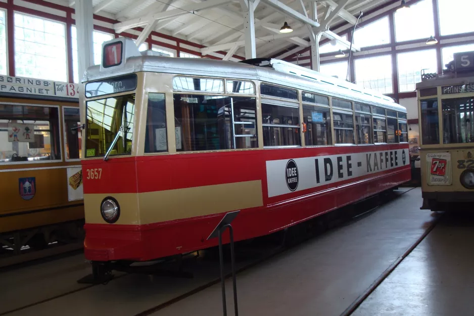 Skjoldenæsholm railcar 3657 inside Valby Gamle Remise (2013)