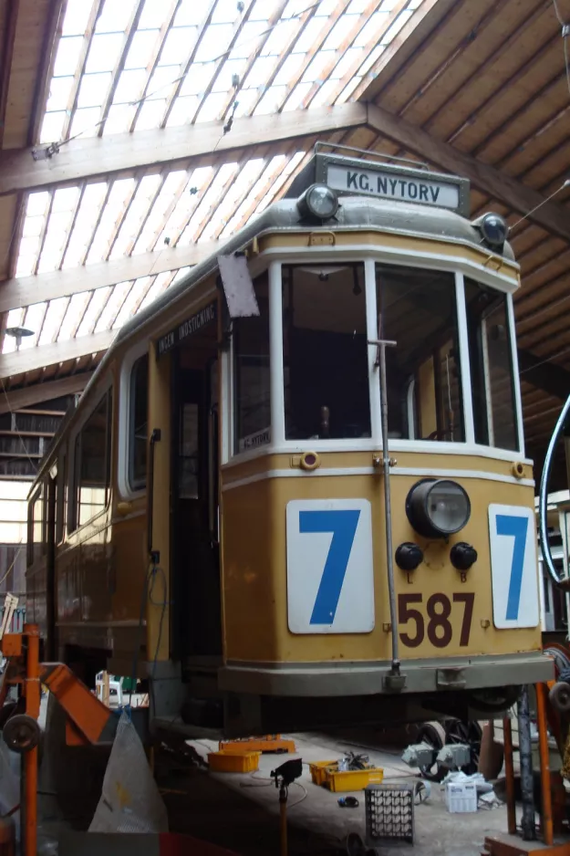 Skjoldenæsholm railcar 587 on The tram museum (2010)