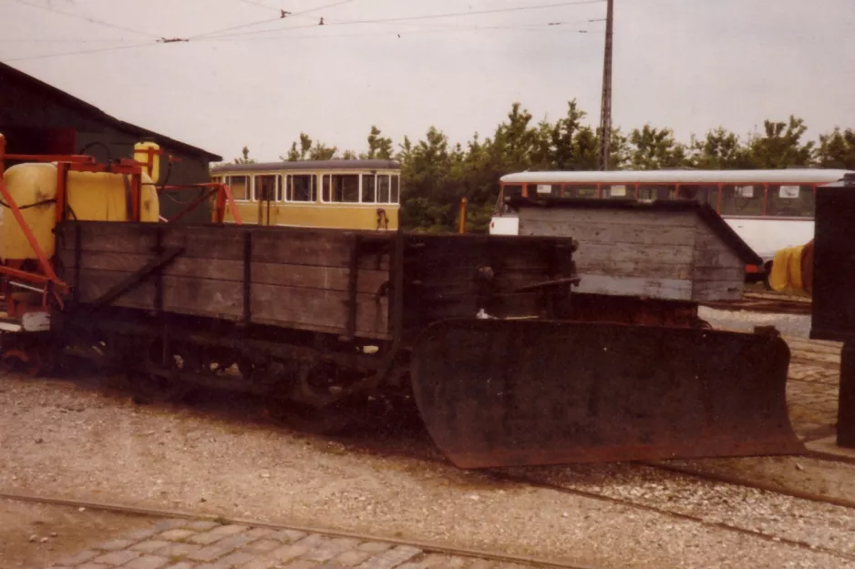 Skjoldenæsholm salt wagon in front of The tram museum (1990)