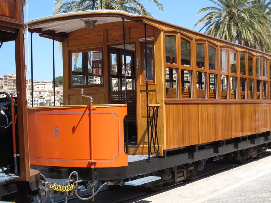 Sóller tram line with open sidecar 5 on Carrer de la Marina (2013)