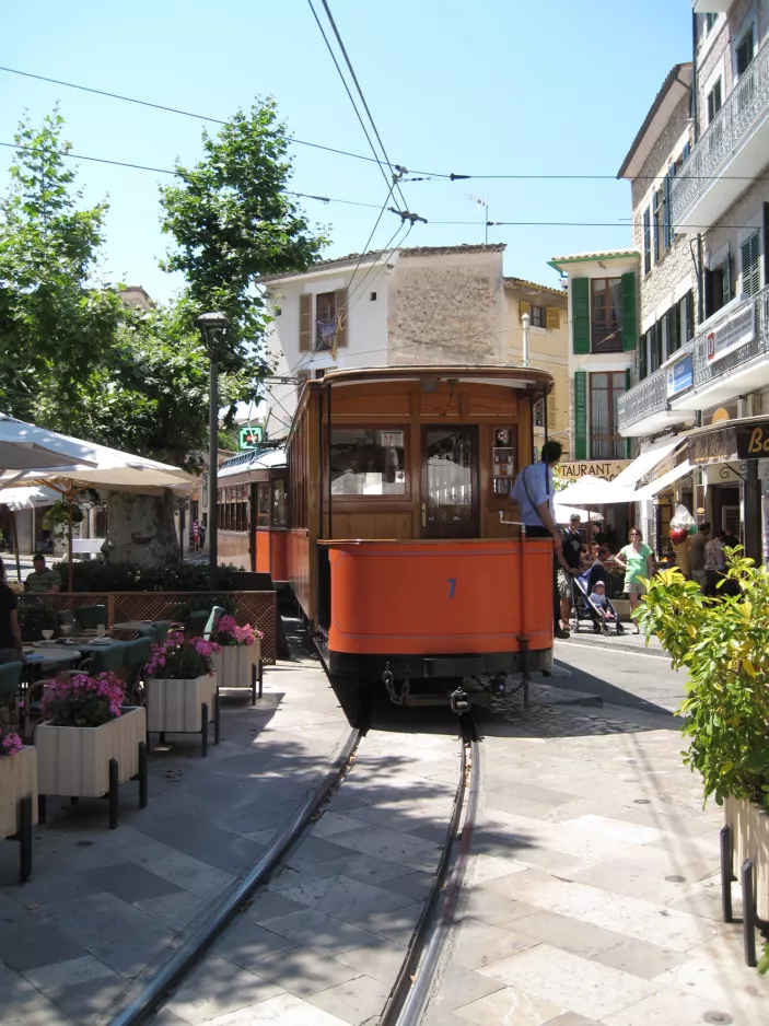 Sóller tram line with sidecar 7 on Plaça de sa Constitució (2013)