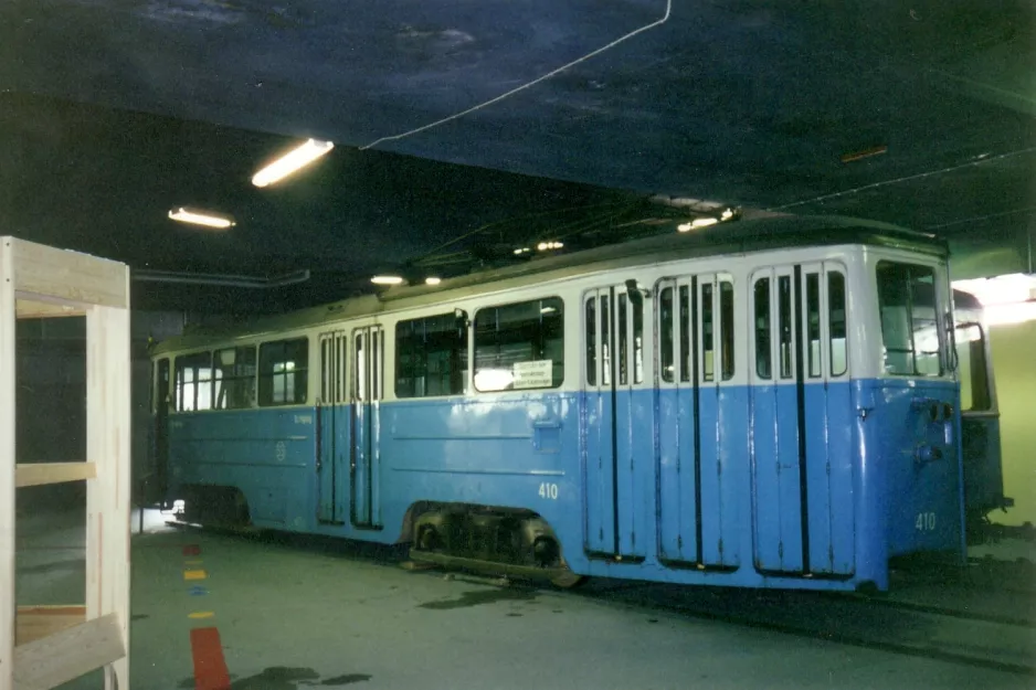 Stockholm railcar 410 on Spårvägsmuseet, Tegelviksgatan (1992)