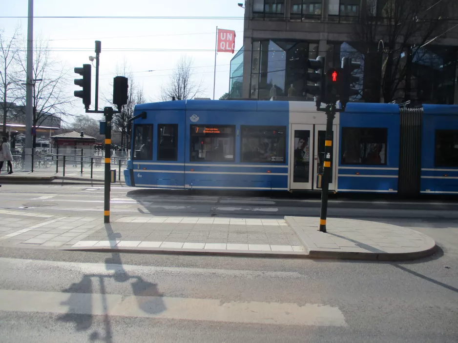 Stockholm tram line 7S Spårväg City with low-floor articulated tram 6 at Kungsträdgården (2019)