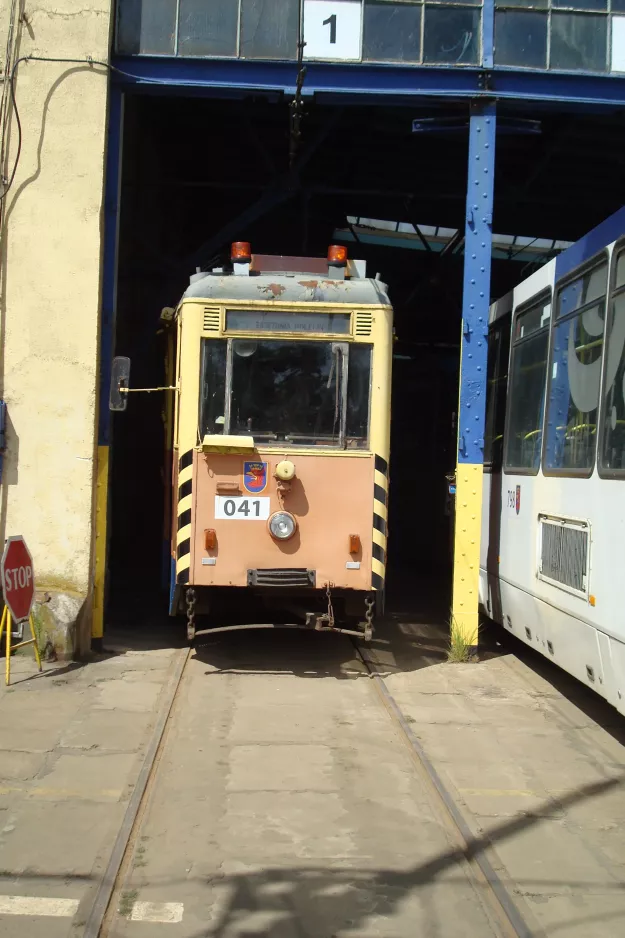 Szczecin service vehicle 041 inside Golecin Zajezdnia tramwajowa (2015)