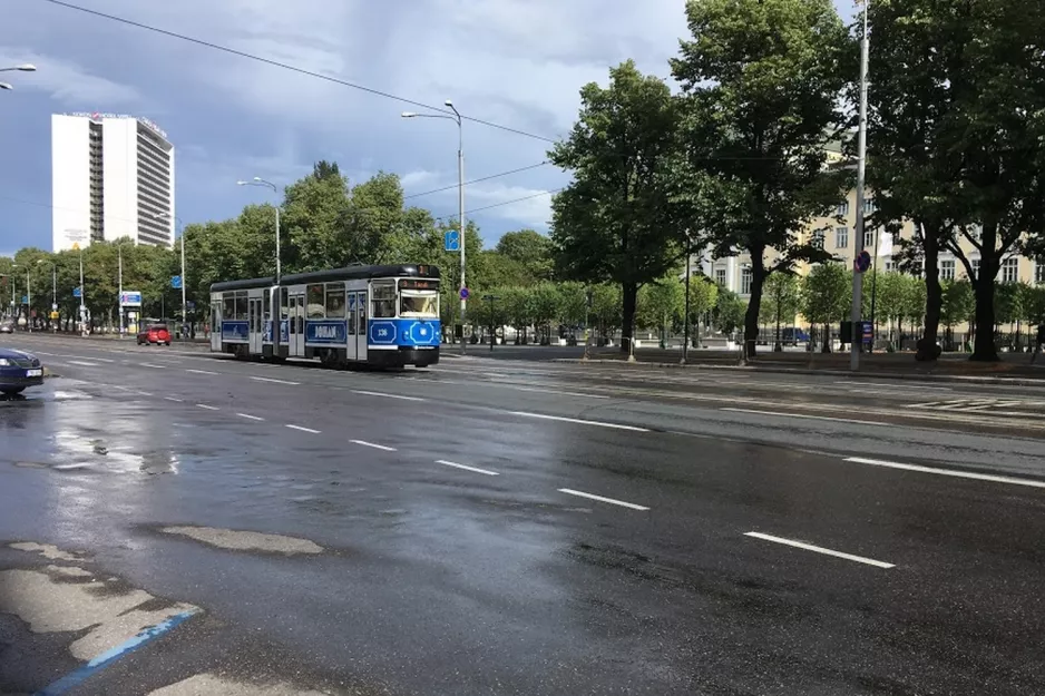 Tallinn tram line 3 with articulated tram 180 on Mere puiestee (2018)