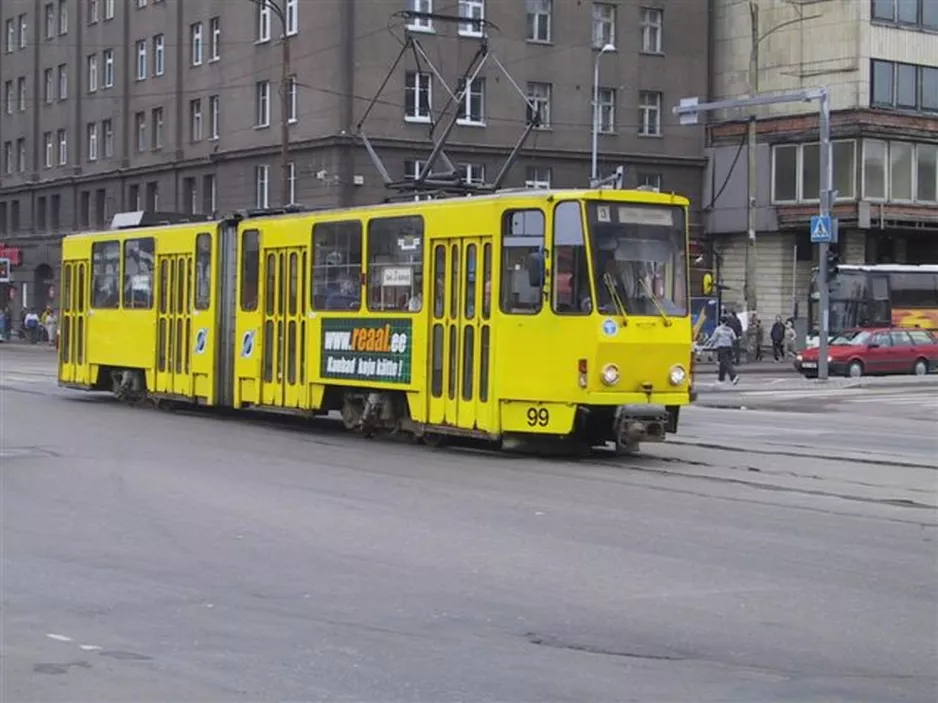 Tallinn tram line 3 with articulated tram 99 on Pärnu maantee (2003)