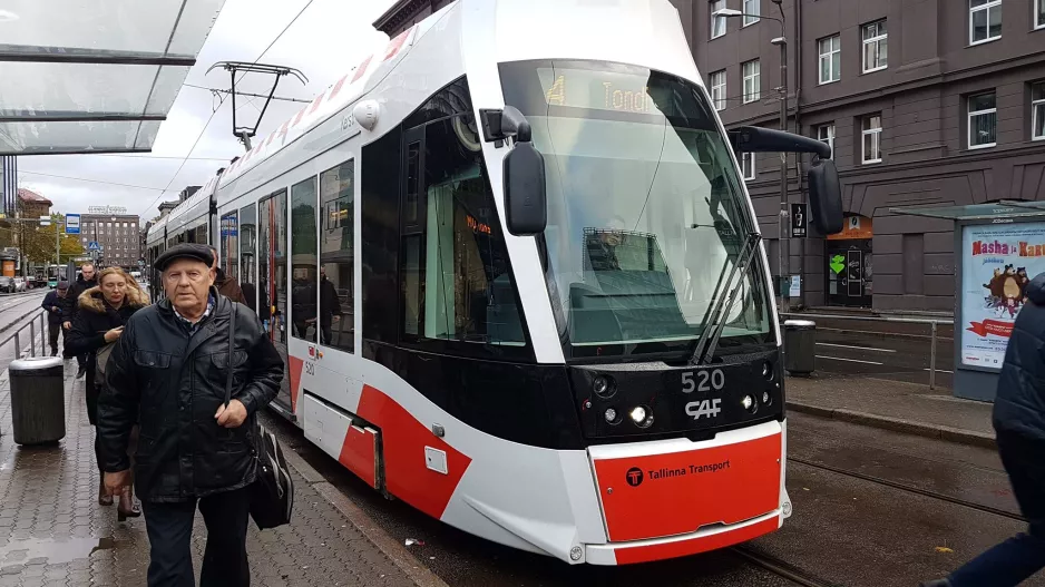 Tallinn tram line 4 with low-floor articulated tram 520 "Kersti" at Hobujaama (2017)