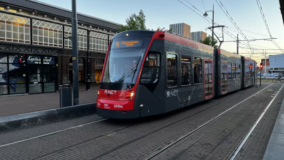The Hague tram line 9 with low-floor articulated tram 5019 on Stationsplein (2022)