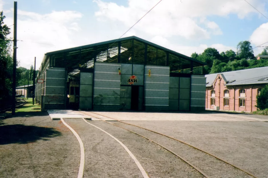 Thuin outside Tramway Historique Lobbes-Thuin (2007)