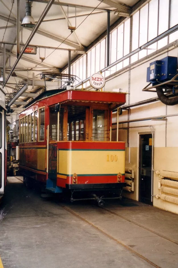 Toruń museum tram 100 (2004)