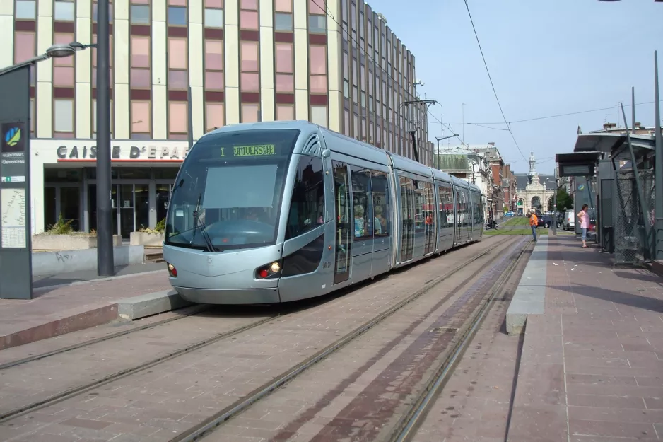 Valenciennes tram line T1 with low-floor articulated tram 21 at Clemenceau (2010)