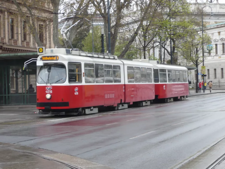 Vienna tram line D with articulated tram 4016 at Ring, Volkstheater U (2012)