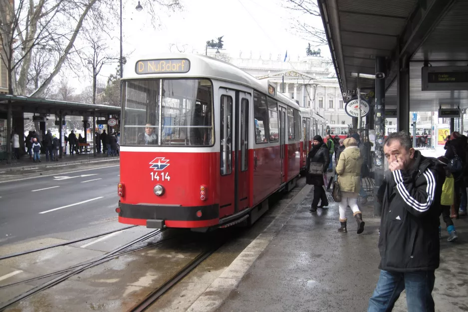 Vienna tram line D with sidecar 1414 at Ring, Volkstheater U (2013)