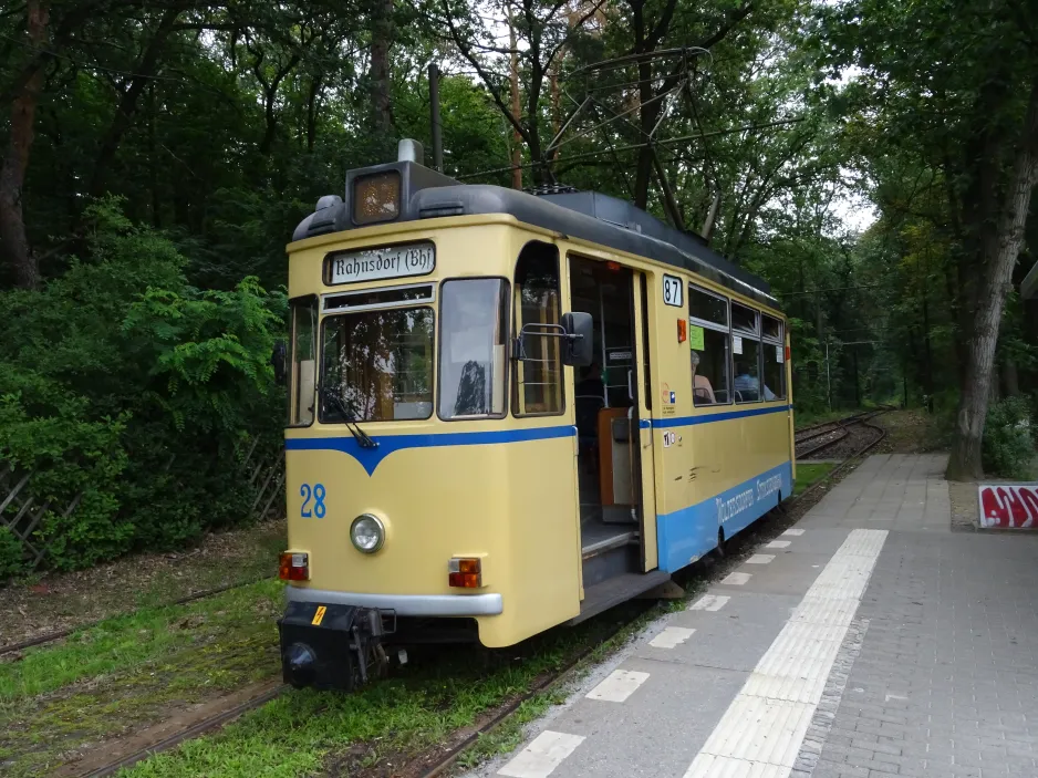 Woltersdorf tram line 87 with railcar 28 at S Rahnsdorf (2024)