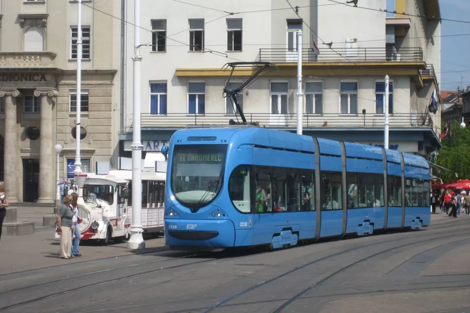 Zagreb tram line 11 with low-floor articulated tram 2230 on Trg bana Josipa Jelačića (2008)