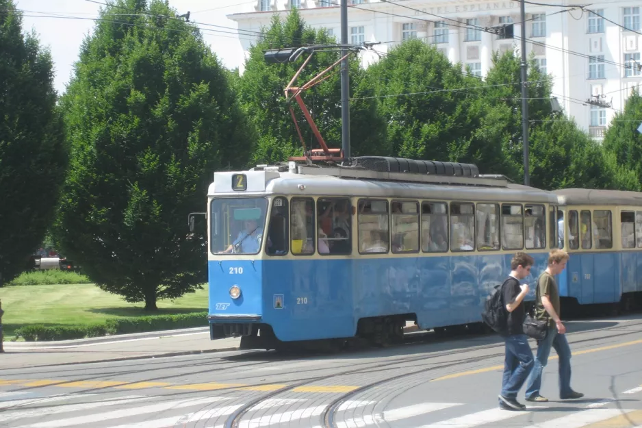 Zagreb tram line 2 with railcar 210 on Trg Ante Starčevića (2008)