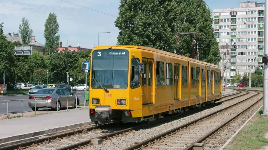 Budapest tram: The type DUEWAG Tw6000 ex-Hannover