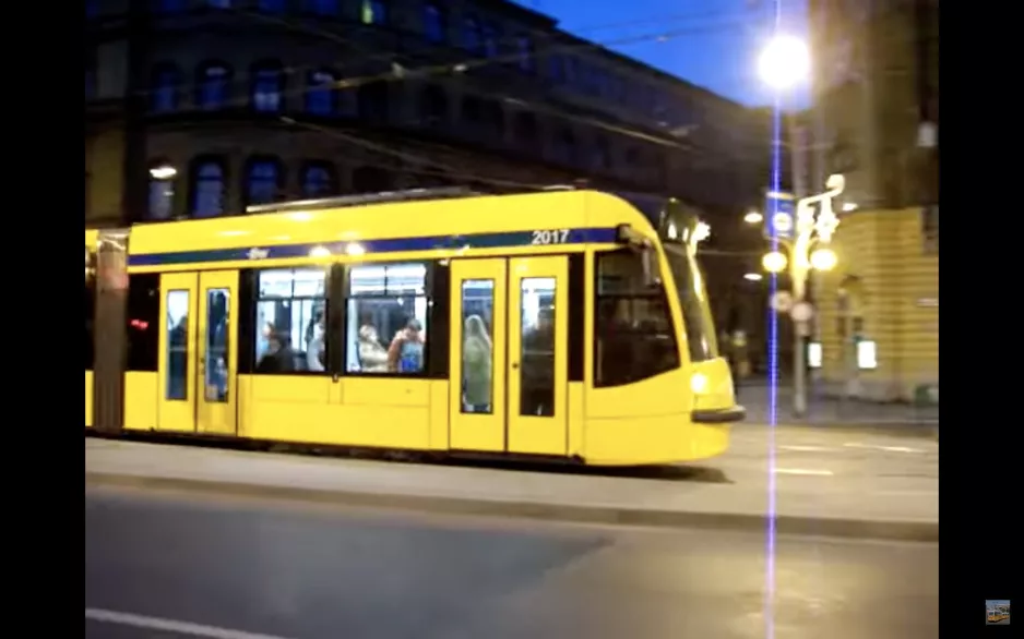 Siemens Combino tram in Budapest - Tram