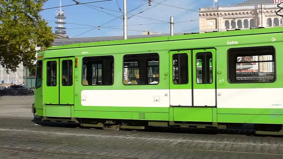 Stadtbahnen Hannover TW 6000 Üstra. U-Bahn The Green Stadtbahn